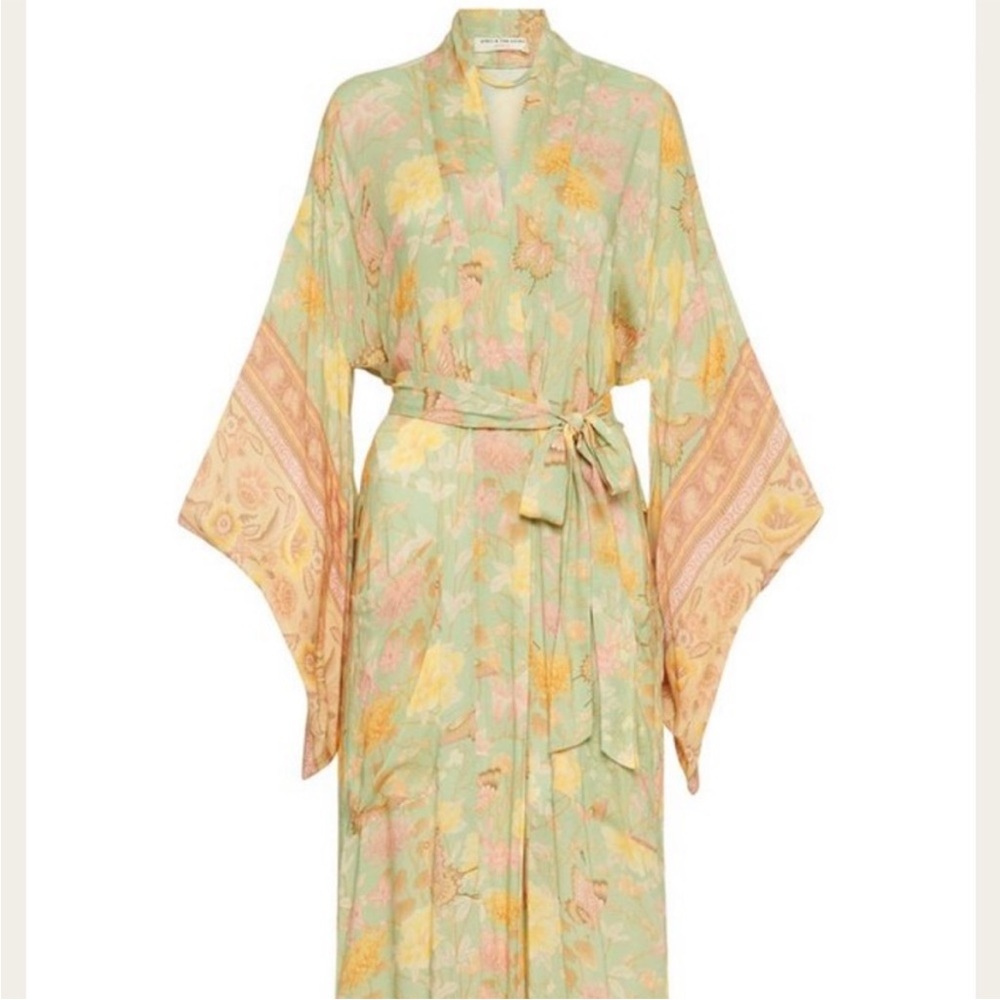 Spell and the gypsy butterfly maxi robe - Picture 7 of 8